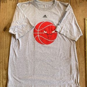 Adidas Chicago Bulls t-shirt
